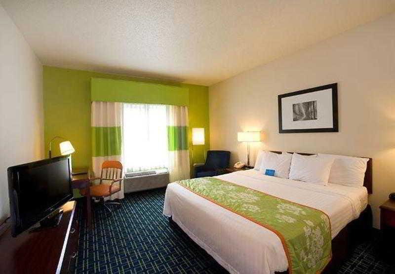 Fairfield Inn & Suites Traverse Stadt Zimmer foto